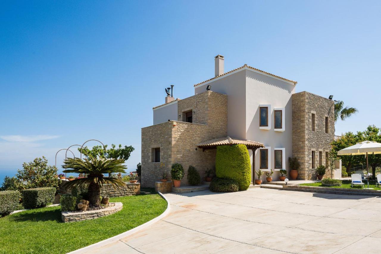 Villa Natura - With Private Heated Pool Tria Monastiria Exteriör bild